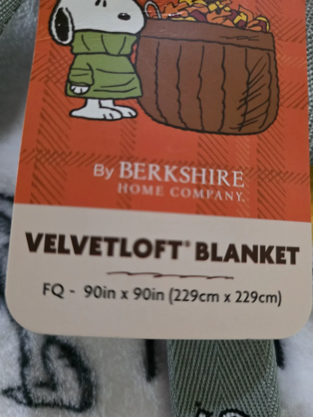 New Release Snoopy Sunflower Blanket-NWT